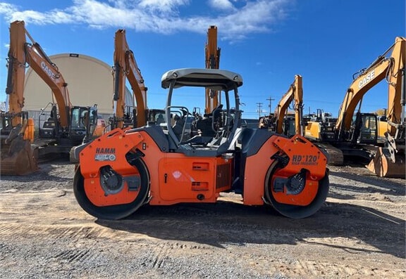 Hamm HD+1201 W-HF Tandum Smooth Drum Roller - Photo 4