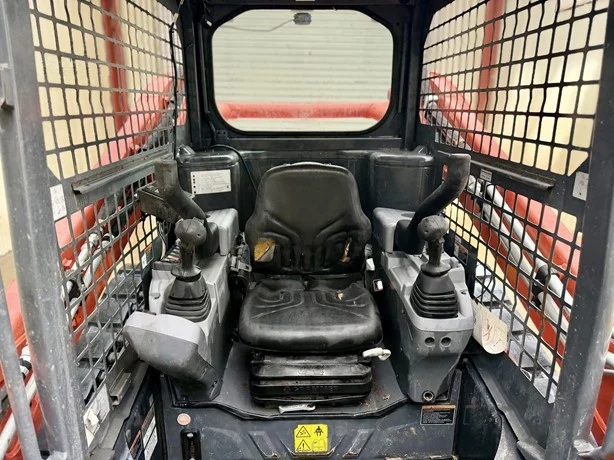 Kubota SVL65-2 - Photo 4