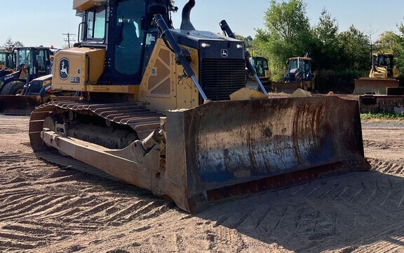 Deere 850L LGP Dozer - Photo 2