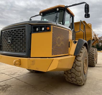 Deere 410E-II Articulating Dump Truck - Photo 1