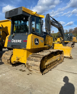 Deere 700L Dozer - Photo 4