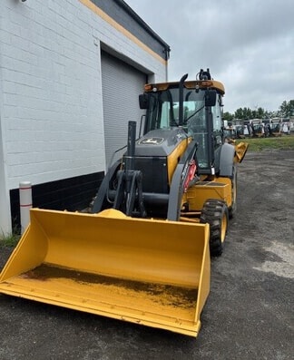 Deere 310G Backhoe - Photo 3