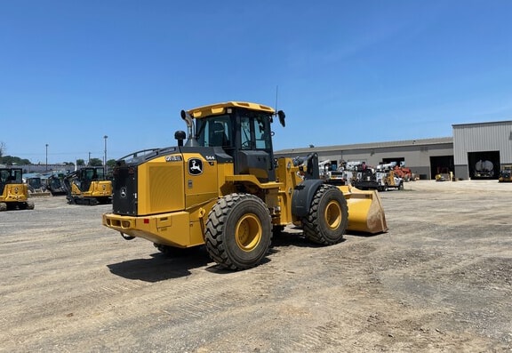 Deere 544P Wheel Loader - Photo 4