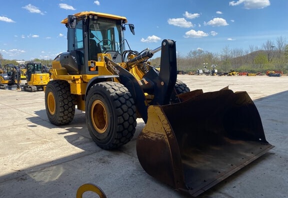Deere 544P Wheel Loader - Photo 1