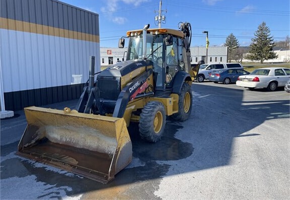 Deere 310SL Backhoe - Photo 2