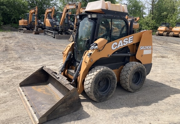 Case SR210B Skid Steer Loader - Photo 1