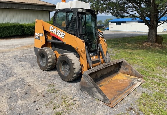 Case SR210B Skid Steer Loader - Photo 1
