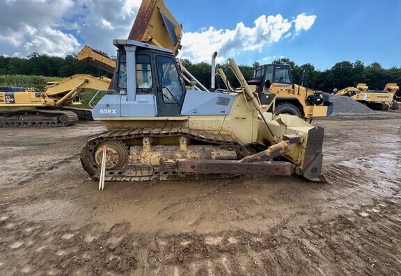 Komatsu D65 Dozer - Photo 1