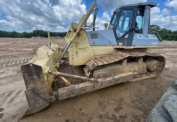 Komatsu D65 Dozer - Photo 2