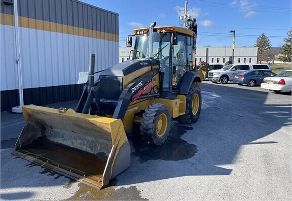 Deere 310SL Backhoe - Photo 2