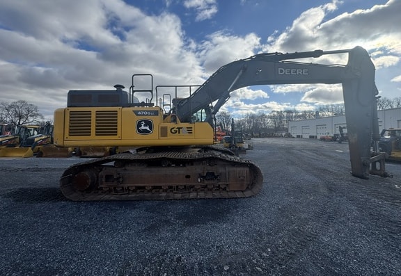 Deere 470G Excavator - Photo 4