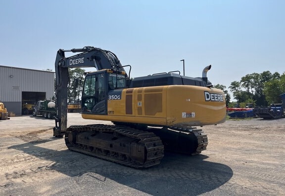 Deere 350G LC Excavator - Photo 3