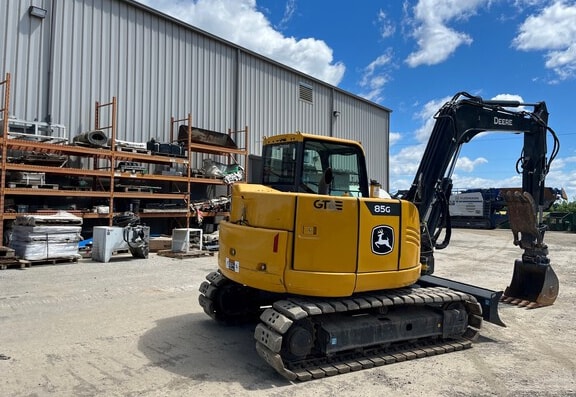 Deere 85G Excavator with Blade - Photo 3