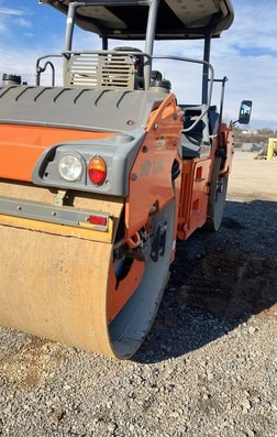 Hamm HD+1201 W-HF Tandum Smooth Drum Roller - Photo 4