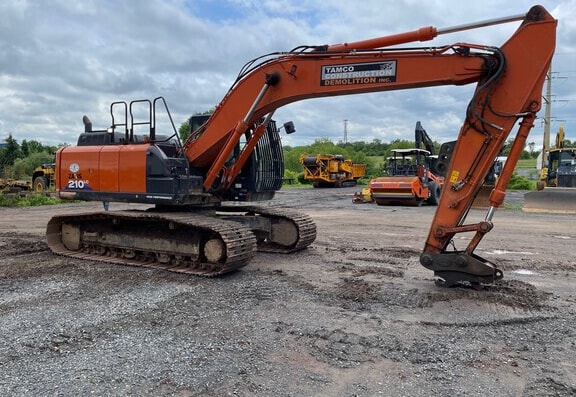 Hitachi ZX1210 Excavator - Photo 1
