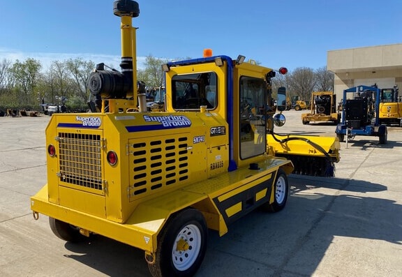 Superior SM74J Broom - Photo 4
